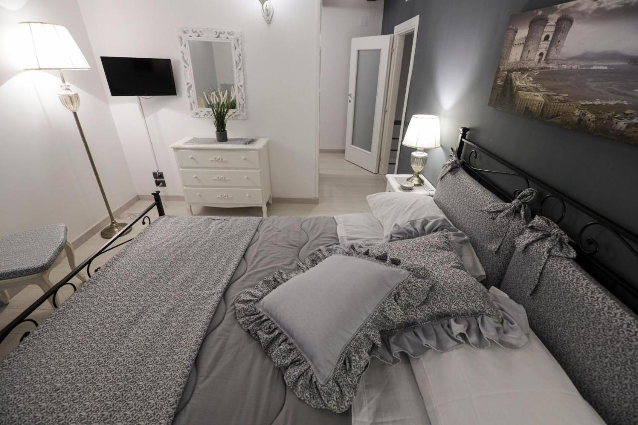 Happy House 31 Apartment Наполи Екстериор снимка