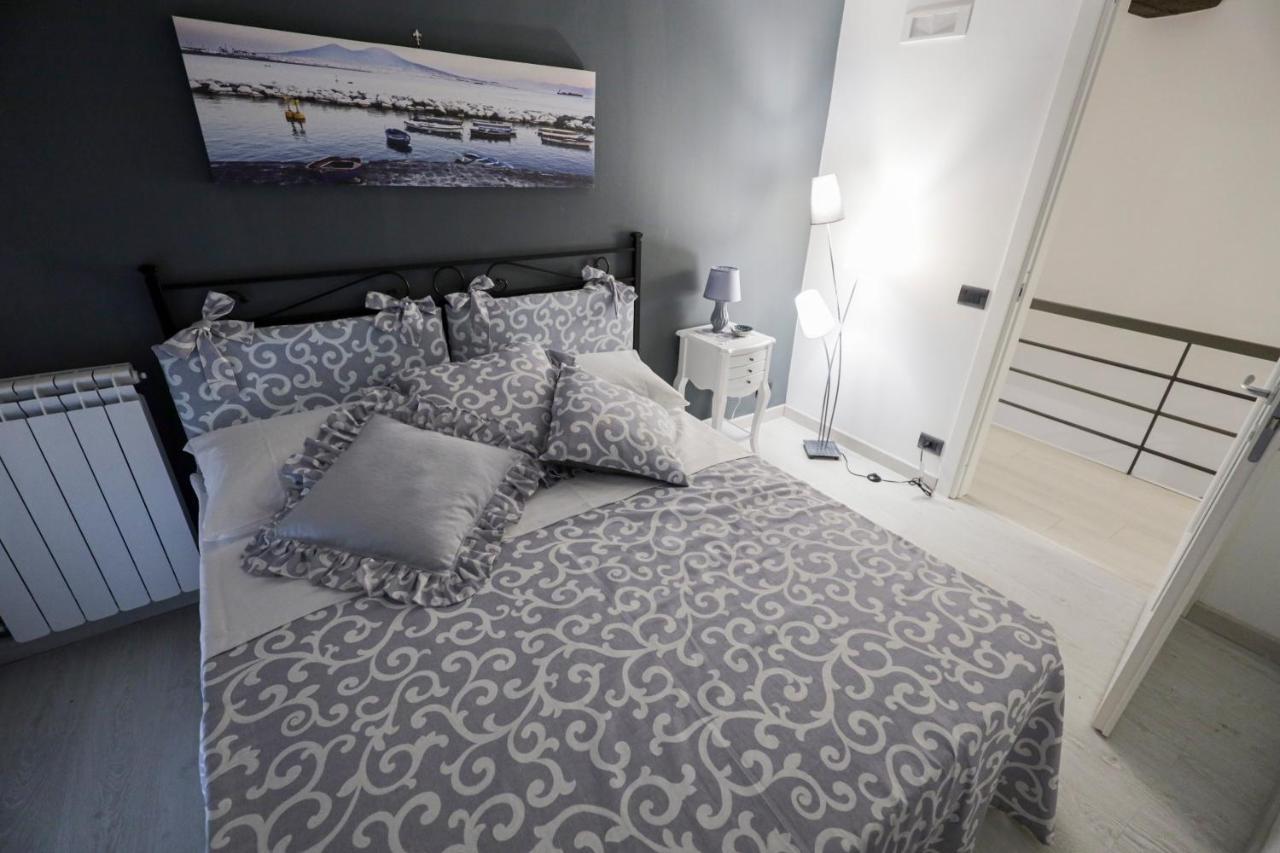 Happy House 31 Apartment Наполи Екстериор снимка