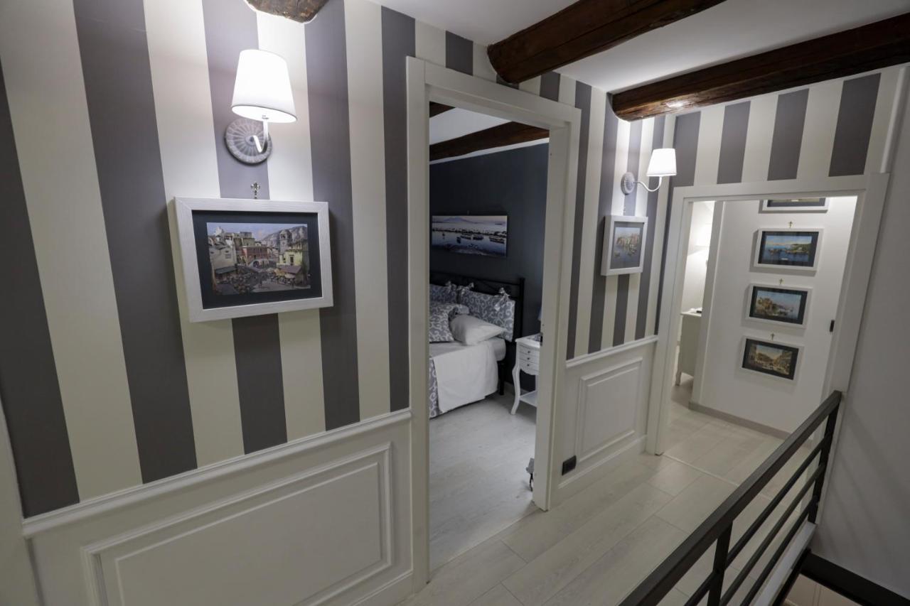 Happy House 31 Apartment Наполи Екстериор снимка