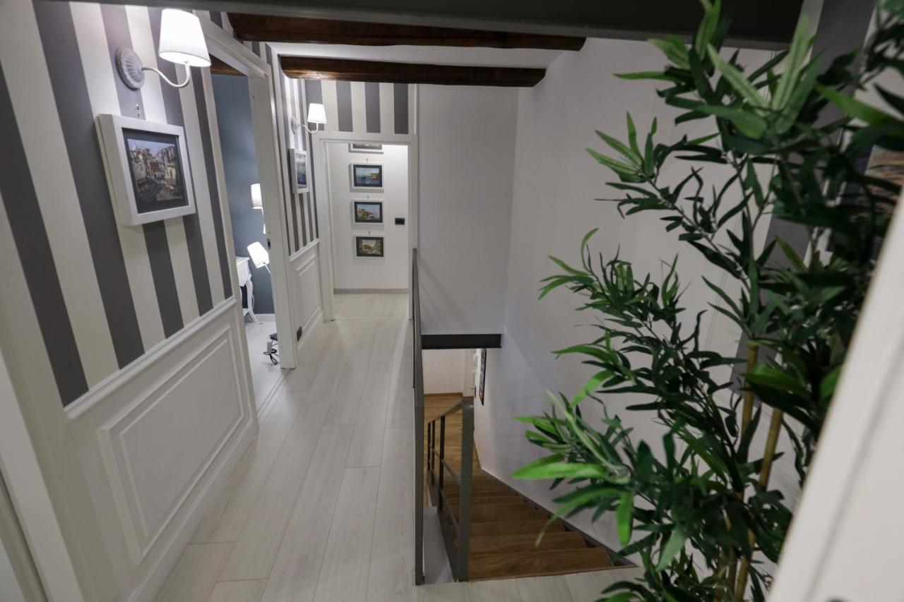 Happy House 31 Apartment Наполи Екстериор снимка